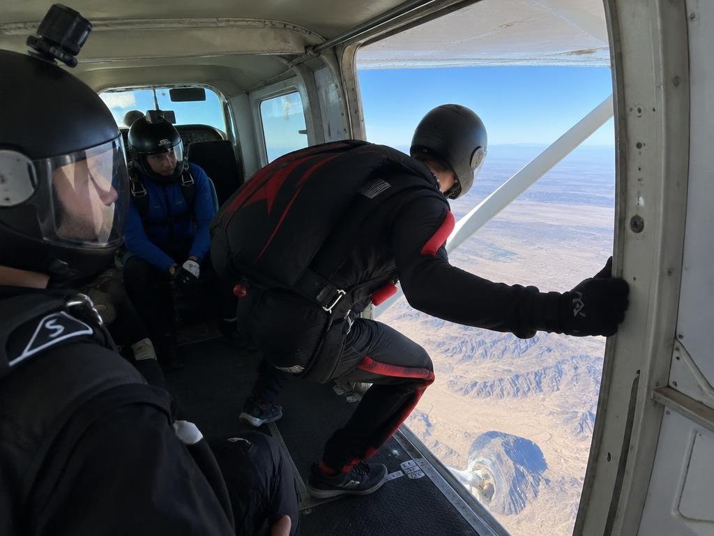 Desert Campus Tandem Skydive photo 4