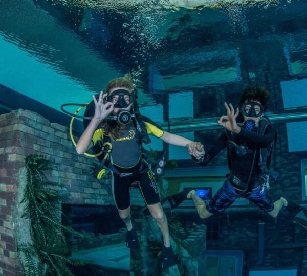 Deep Dive Dubai